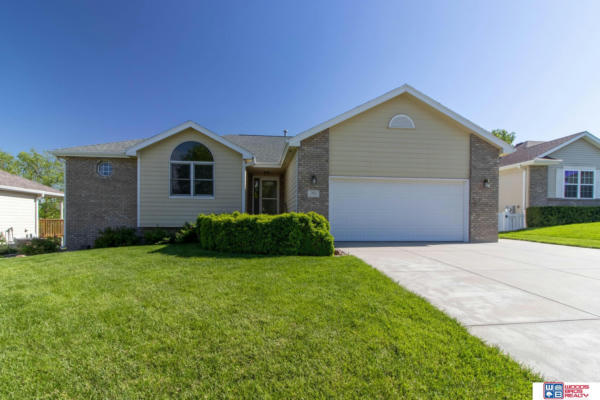 7921 YELLOW KNIFE DR, LINCOLN, NE 68505 - Image 1