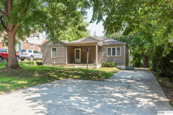 7225 N 35TH STREET CIRCLE, OMAHA, NE 68112, photo 2 of 37